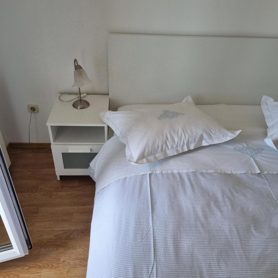 Villa Mila Bol Exteriör bild